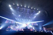 和楽器バンド「大新年会2016 日本武道館 -暁ノ宴-」の様子。（写真提供：エイベックス・ミュージック・クリエイティヴ）