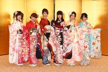 SKE48の新成人。左から小石公美子、都築里佳、内山命、谷真理佳、山下ゆかり、高畑結希。