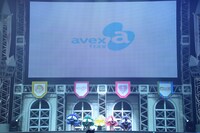 avexからのメジャーデビューを発表したたこやきレインボー。