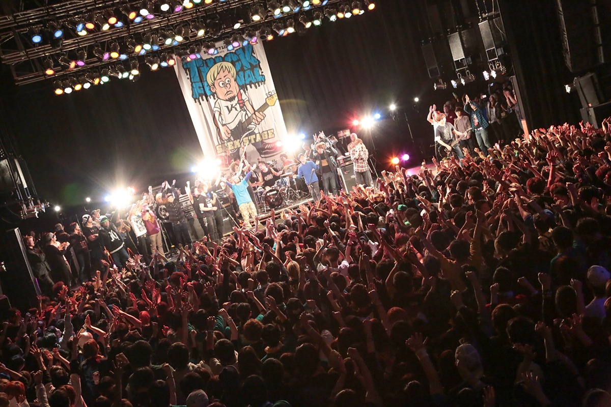 「THICK FESTIVAL 2016 "Shinji is still drinking!!”」の様子。（Photo by watanabe’kool'syo）