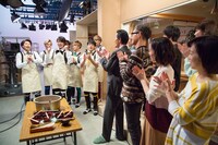 超特急の撮影現場訪問の様子。