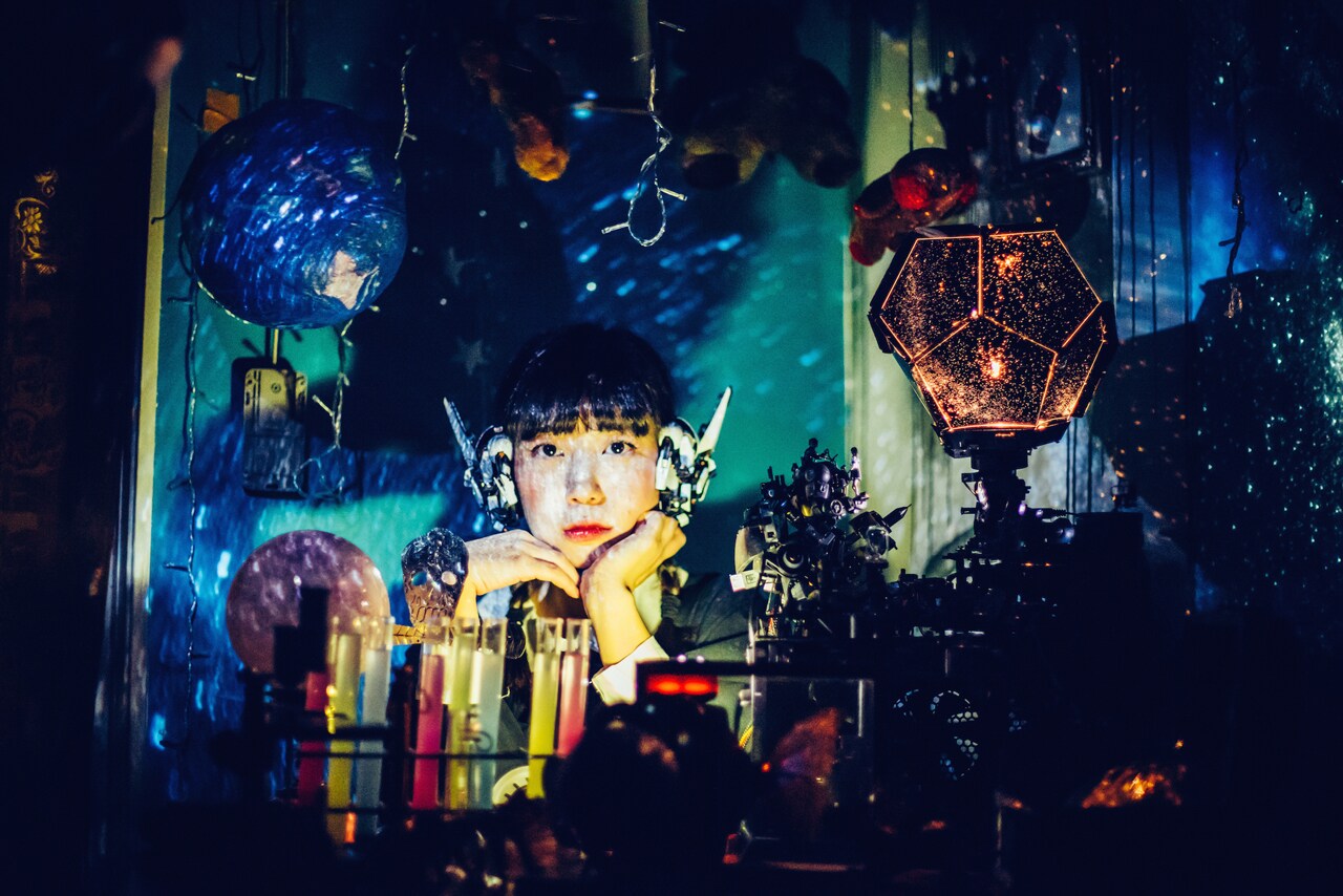 永原真夏、ソロ名義初の全国流通ミニアルバム「バイオロジー」発表