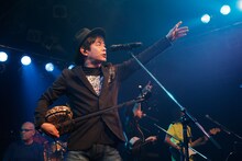 「宮沢和史 コンサートツアー 2016 MUSICK」初日公演の様子。（撮影：ほりたよしか）