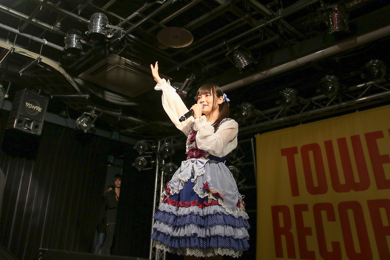 上坂すみれ
