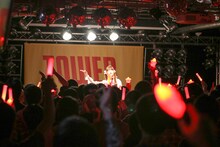 「上坂すみれ 2ndアルバム『20世紀の逆襲』発売記念イベント」の様子。