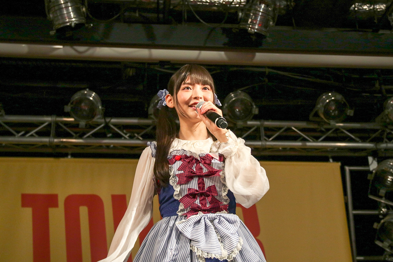 上坂すみれ