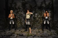 「進撃の巨人 ザ・リアル2」クロノイド。左からアルミン、エレン、ミカサ。