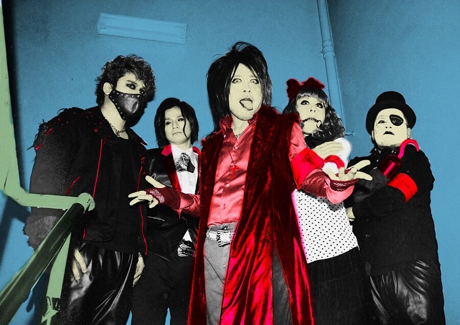 カラオケ、スナック、宴会場でマキタとDar'k～nessが歌うFly or Die新MV