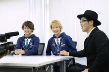 （左から）To-i、RYUJI、ドランクドラゴン鈴木。