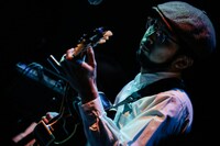 柳下“DAYO”武史（G / SPECIAL OTHERS）（撮影：西槇太一）