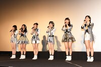 「道頓堀よ、泣かせてくれ！ DOCUMENTARY of NMB48」舞台挨拶の様子。
