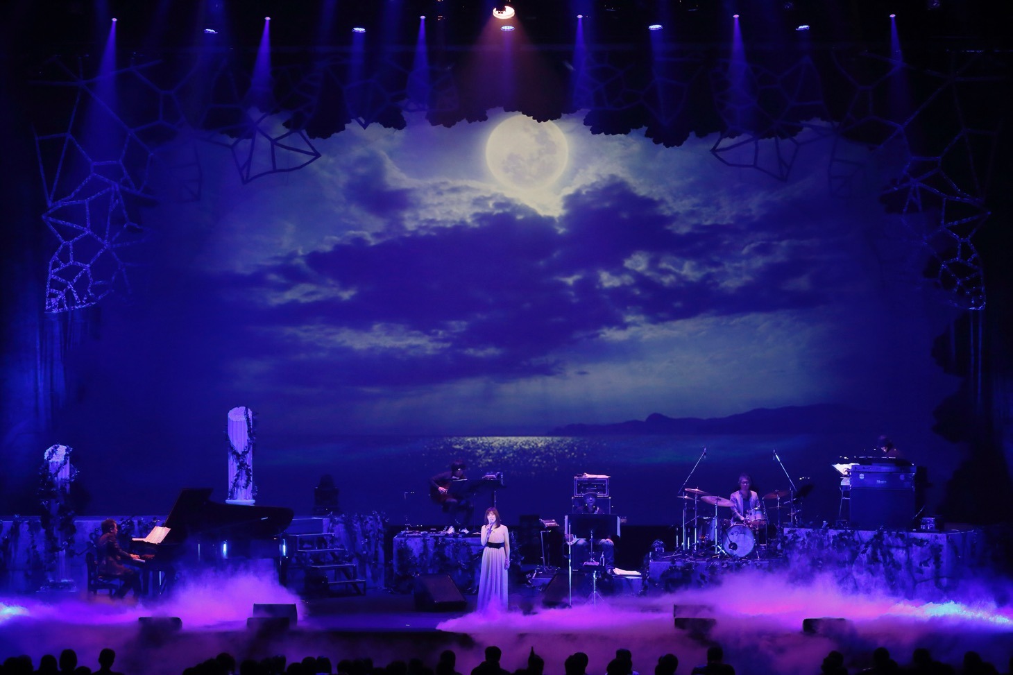 柴田淳「Jun Shibata 15th Anniversary Special Moon night Miracle party」の様子。（撮影：宮家和也）
