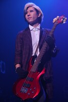 歌広場淳（ゴールデンボンバー）（撮影：新保勇樹）