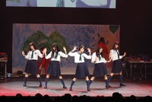 欅坂46ダンス部（写真提供：Sony Music Records）