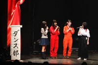 MC中の様子。（写真提供：Sony Music Records）