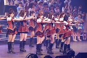 「AKB48単独リクエストアワー セットリストベスト100 2016」2016年1月16日の昼公演の様子。(c)AKS
