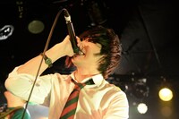 とも（ヒステリックパニック） （撮影：緒車寿一）