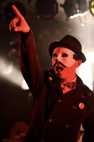 Cho, Performance（Xmas Eileen）