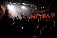 Xmas Eileen （撮影：緒車寿一）