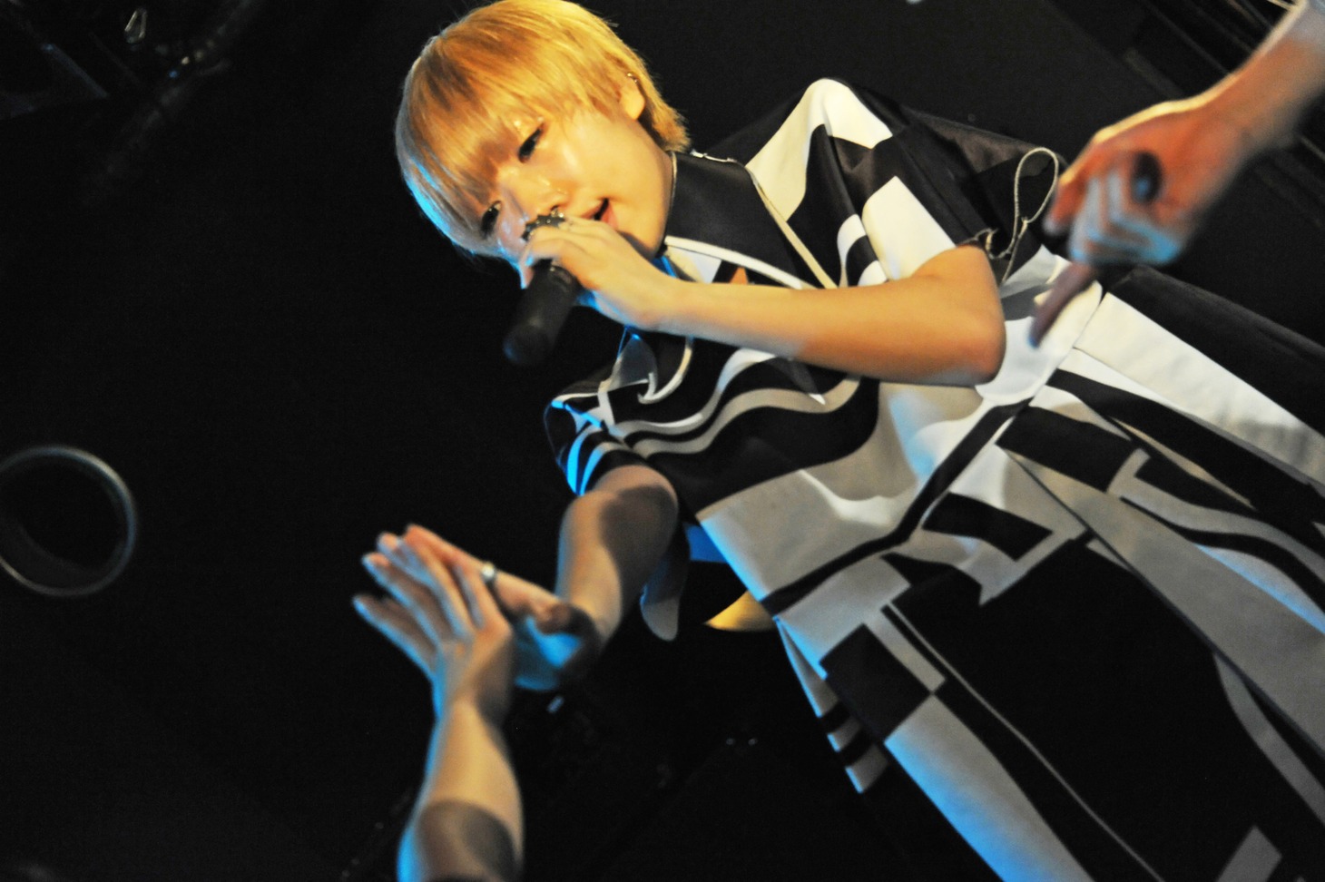 コショージメグミ