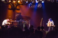 「植田真梨恵Live of Lazward Piano "Old-fashioned."」福岡公演の様子。（撮影：竹谷さくら）