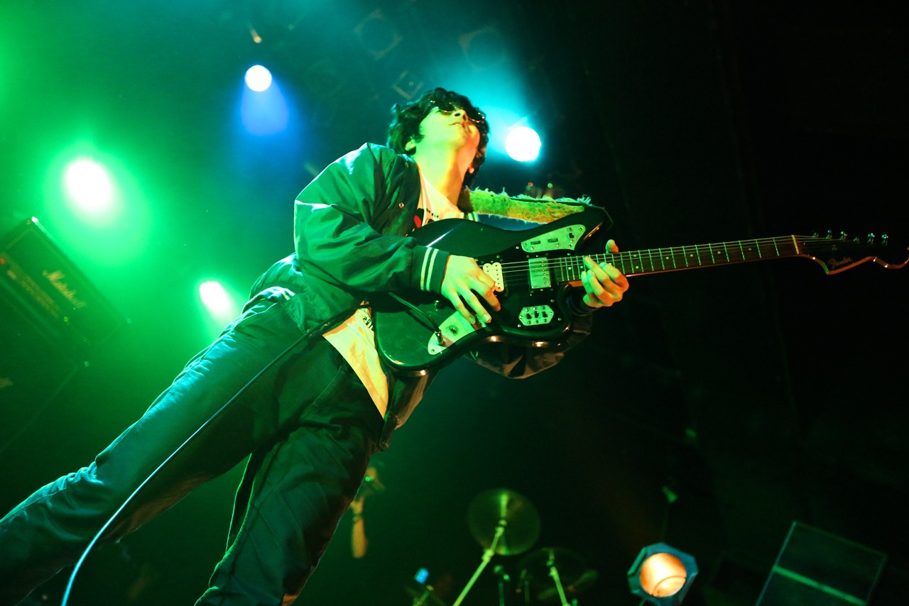 浪越康平（G / パノラマパナマタウン）（Photo by Viola Kam ［V'z Twinkle］）