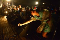 客席からステージに乱入した未来人こと井出ちよの。