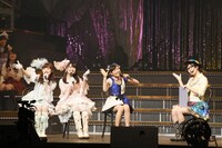 「AKB48単独リクエストアワー セットリストベスト100 2016」1月17日昼公演の様子。(c)AKS