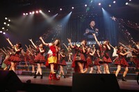 「AKB48単独リクエストアワー セットリストベスト100 2016」1月17日夜公演の様子。(c)AKS