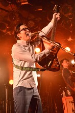 桃野陽介（Vo, G）（撮影：古渓一道）