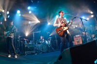 「モノブライト LIVE 2016 bright eyes」東京・渋谷CLUB QUATTRO公演の様子。（撮影：古渓一道）