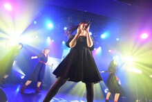 BiSH「IDOL is SHiT」東京・LIQUIDROOM公演の様子。