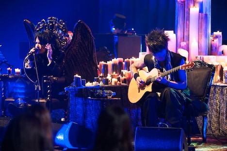 「MTV Unplugged: VAMPS」の様子。（撮影：今元秀明）