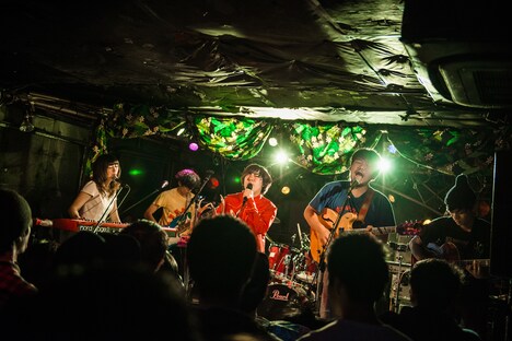 Healthy Dynamite Club presents「超☆爆誕祭」の様子。（撮影：後藤壮太郎）