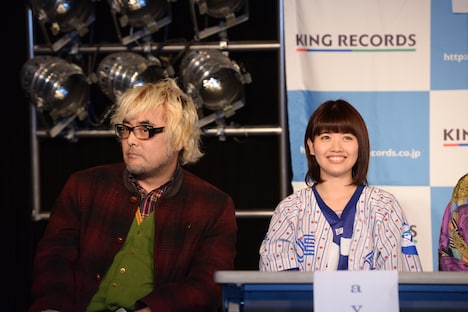 デモ田中とayaka。