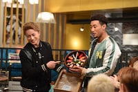 左より白濱亜嵐、関口メンディー。 (c)TBSテレビ