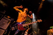 YU-KI（B / NOISEMAKER）（Photo by Takashi "TAKA" Konuma）