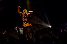 AG（Vo / NOISEMAKER）（Photo by Takashi "TAKA" Konuma）