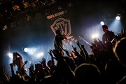 NOISEMAKERのライブの様子。（Photo by Takashi "TAKA" Konuma）