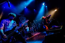 NOISEMAKERのライブの様子。（Photo by Takashi "TAKA" Konuma）