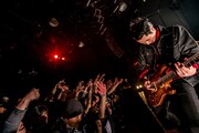 NOISEMAKERのライブの様子。（Photo by Takashi "TAKA" Konuma）