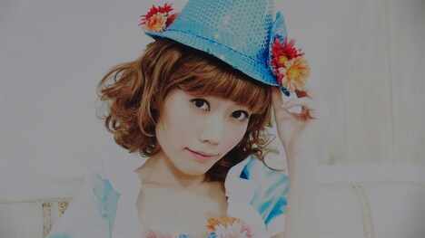 デビューシングル「Eternal Summer」のジャケット用に撮影された写真。(c)日本テレビ