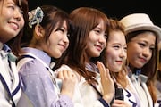 東京・TOKYO DOME CITY HALLにて行われた「高城亜樹・永尾まりや 卒業コンサート」の様子。(c)AKS