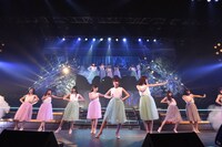 「AKB48グループリクエストアワー セットリストベスト100 2016」1月24日夜公演の様子。(c)AKS