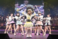 「AKB48グループリクエストアワー セットリストベスト100 2016」1月24日夜公演の様子。(c)AKS