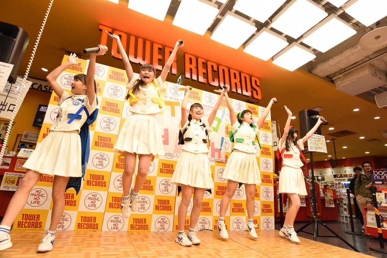ぷちぱすぽ☆「Go Fight! Fly High!」リリース記念イベントの様子。