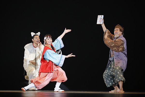 水樹奈々座長公演「水樹奈々大いに唄う 四」の様子。(Photo by hajime kamiiisaka)