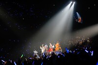 水樹奈々座長公演「水樹奈々大いに唄う 四」の様子。（Photo by hajime kamiiisaka）