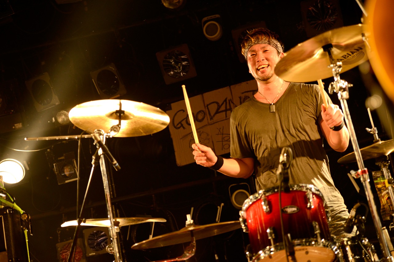 SUNE（Dr / GOOD4NOTHING）（撮影：半田安政[showcase]）