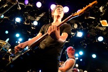 GOOD4NOTHING（撮影：半田安政[showcase]）